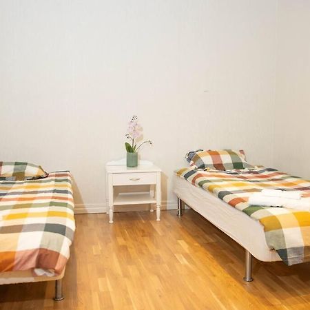 Historical Malt Factory Apartment, 6 Bedrooms, Sleeps 12 , Hot Tub Helsingborg Eksteriør bilde