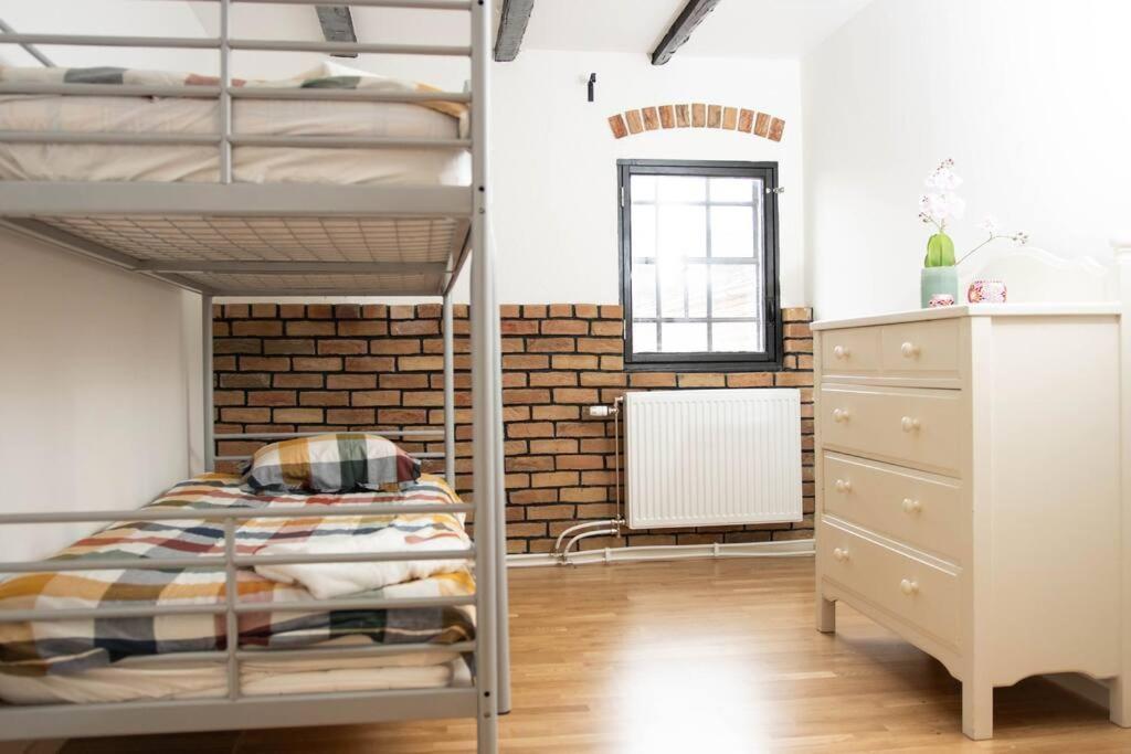 Historical Malt Factory Apartment, 6 Bedrooms, Sleeps 12 , Hot Tub Helsingborg Eksteriør bilde