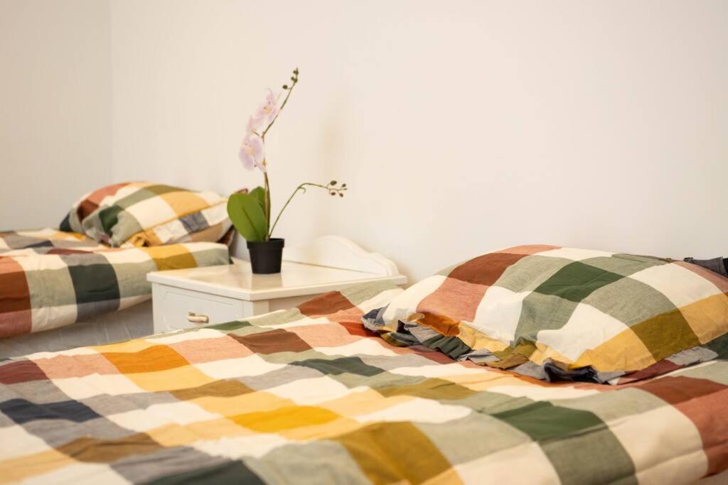 Historical Malt Factory Apartment, 6 Bedrooms, Sleeps 12 , Hot Tub Helsingborg Eksteriør bilde